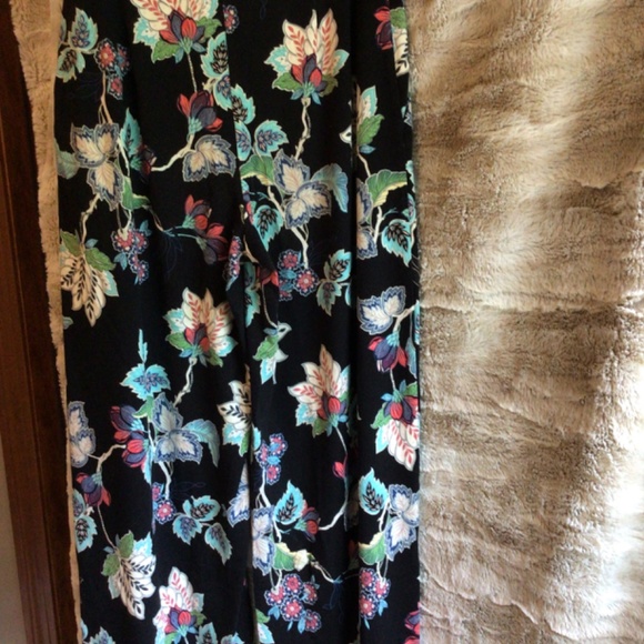 J Jill Wearever Collection Full- Leg Cropped floral pants, XS/small - Picture 4 of 4